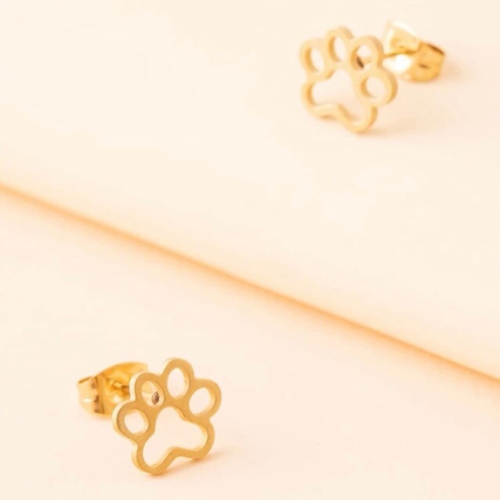 🐾 Paw Print Stainless Steel Stud Earrings NWT - Picture 5 of 12